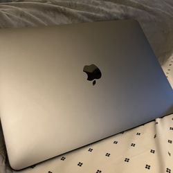 Mac Pro  2019  Like New  