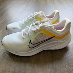 Nike Quest 5 PRM DO9473-100 Women’s Sizes  8/8.5/9