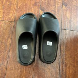 Adidas Yeezy Slides