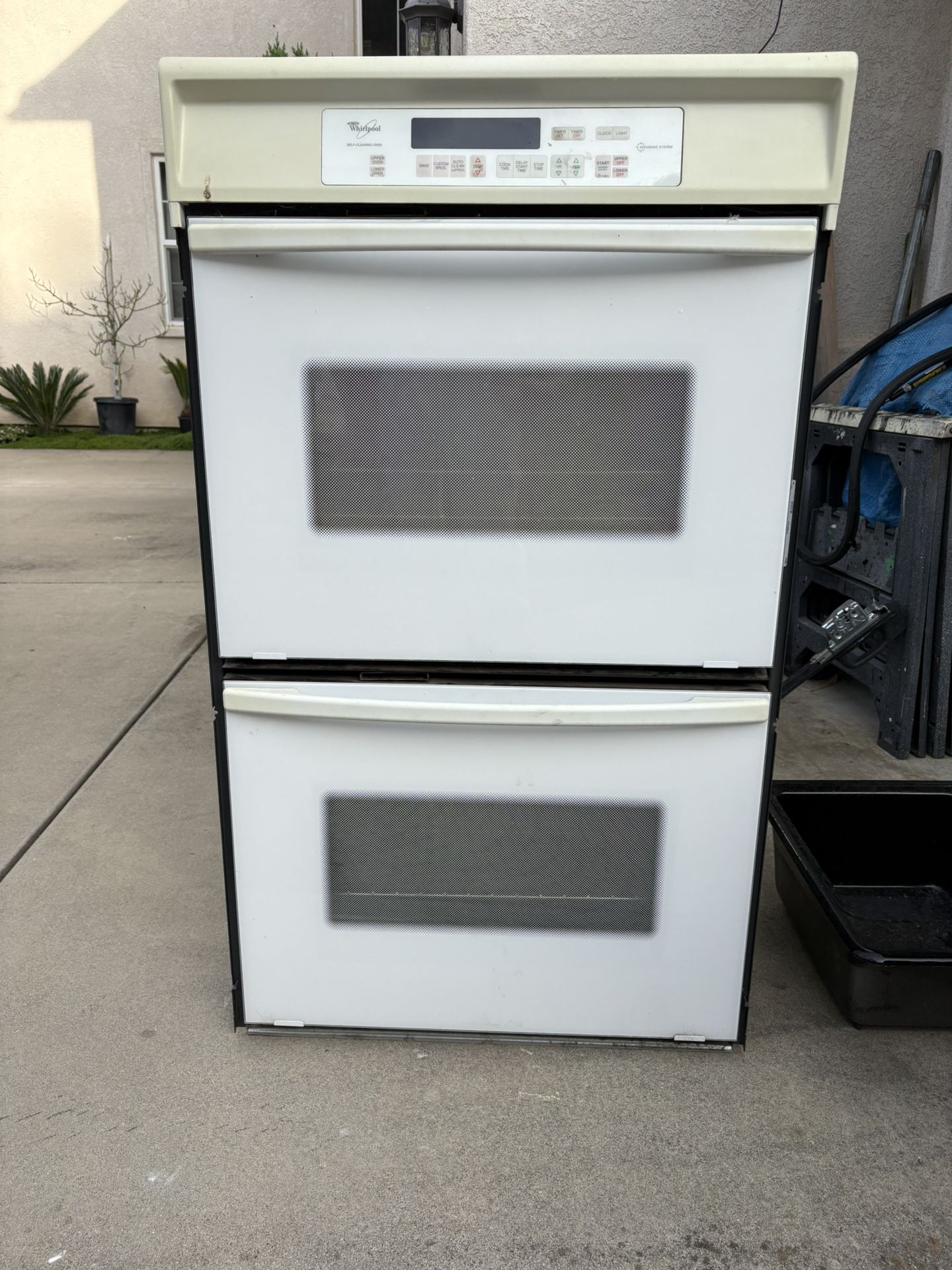 Oven