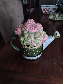 Teapot Sakura Debbie Mumm Spring Bouquet watering can