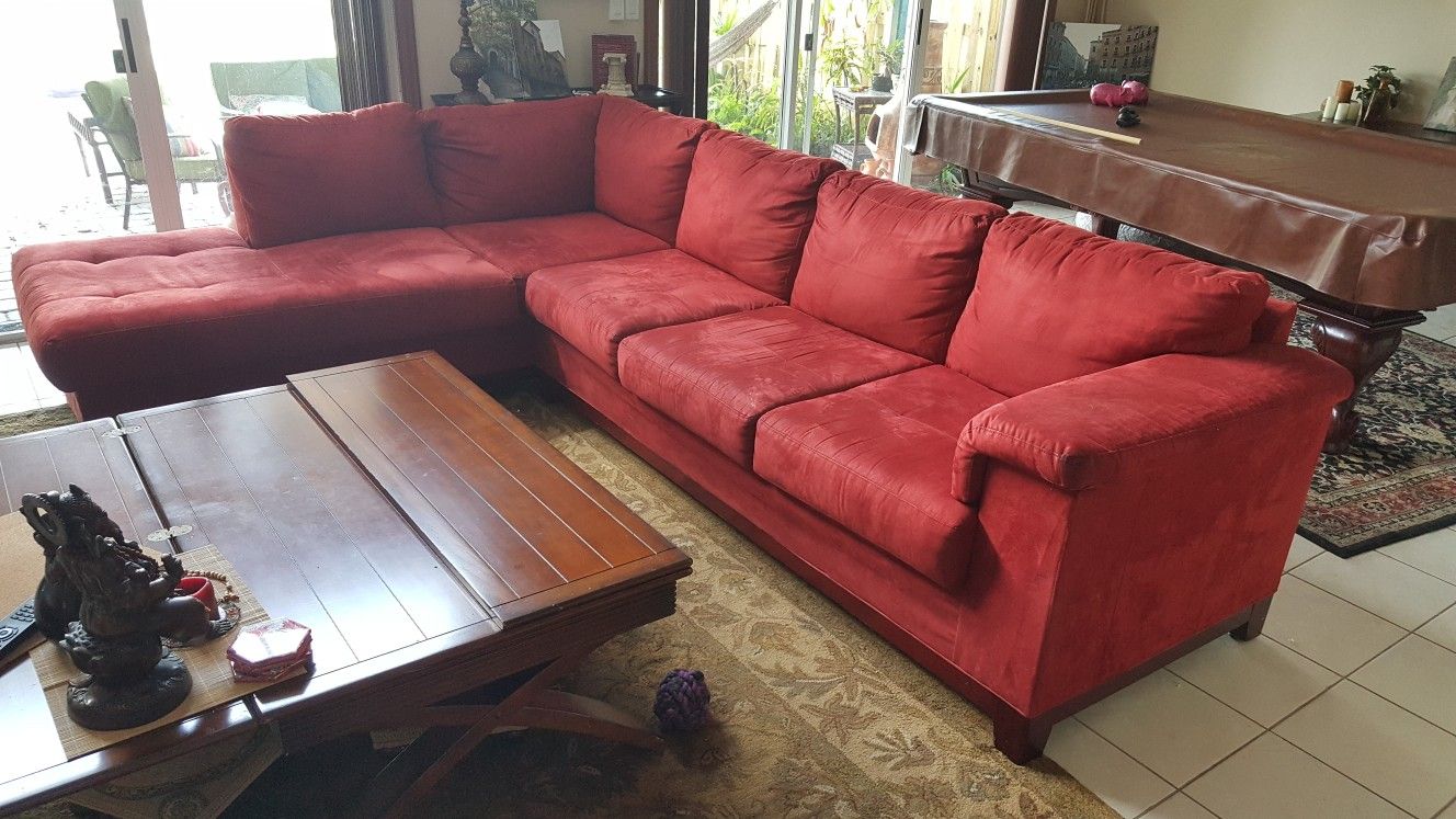 Sectional sofa (couch)