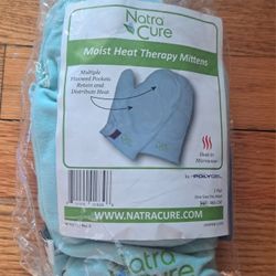 Natra Cure Moist Heat Therapy  Mitten Without Gel