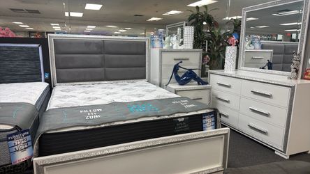Special Offer!! Beautiful Silver 5pc Bedroom Set $599