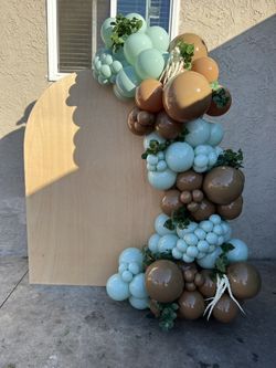 Balloon garlands