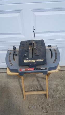 Circular saw miter adapter