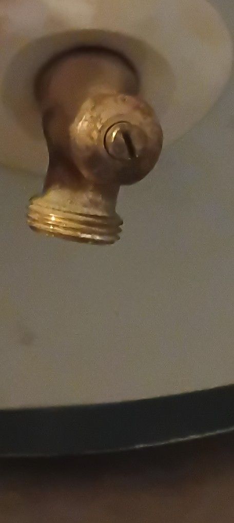 Barely New Water Heater Uses Gas $150