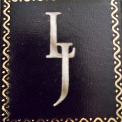 Woman's Band Ring