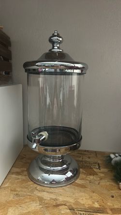 Beverage dispenser