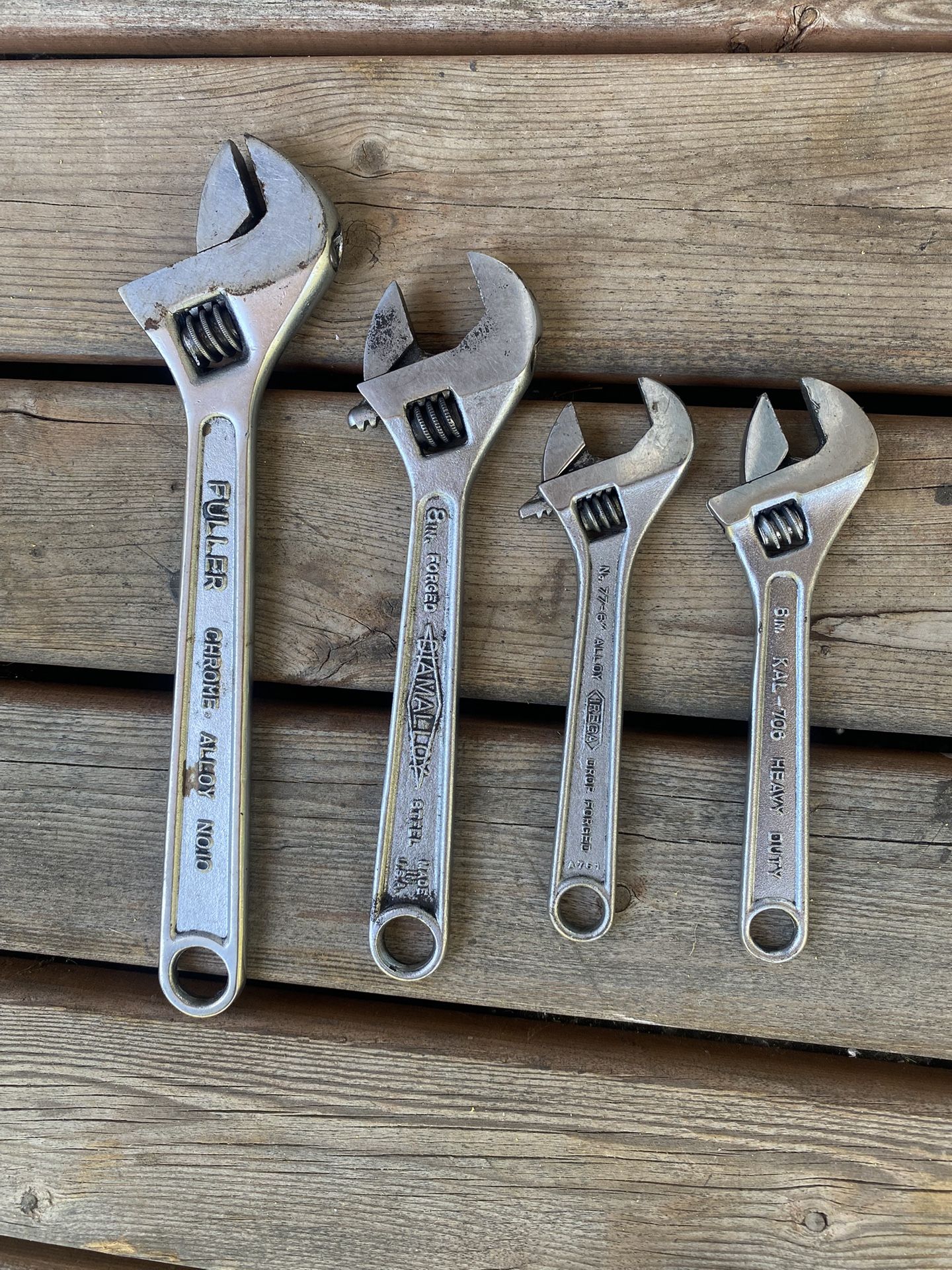 Cressant Wrenches