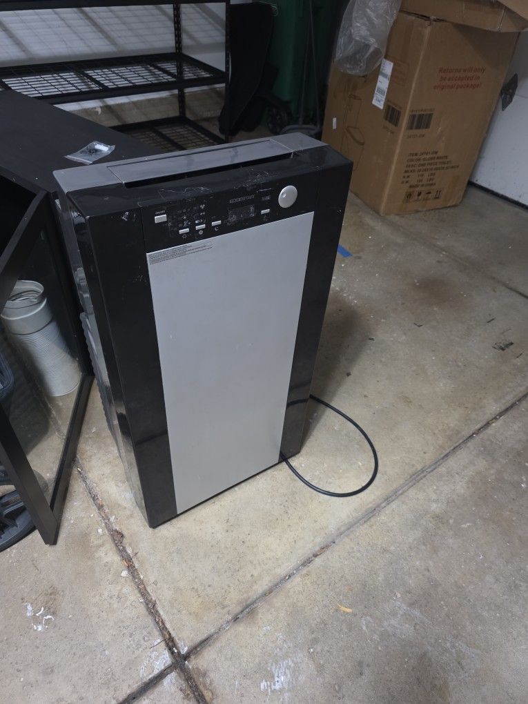 Double Hose Portable  AIR CONDITIONER 14000 Btu