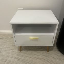 Elegant Like New Nightstand / End Table