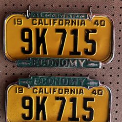 Vintage Plates & Frames 