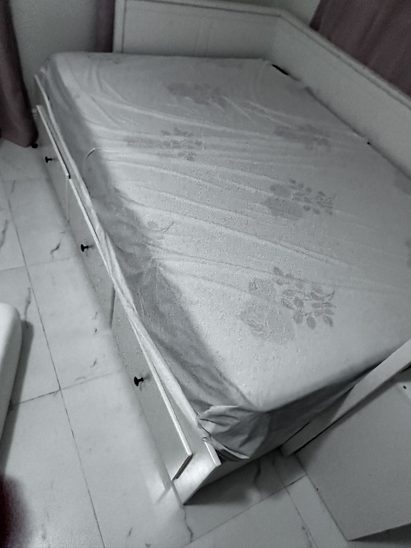 Full Size Mattress 100 for Sale in Pembroke Pines, FL OfferUp