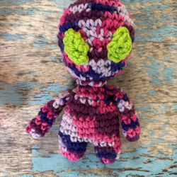 Wild Berry Color Crochet Alien 👽 