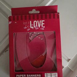 Love Paper Banners. Pick up in Garland 75042 by appointment