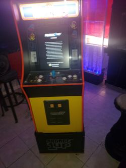 ARCADE GAME