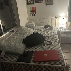 Twin Bed 