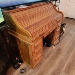 Deluxe Roll Top Executive Desk 