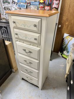 Vintage Broyhill Lingerie Chest Dresser 