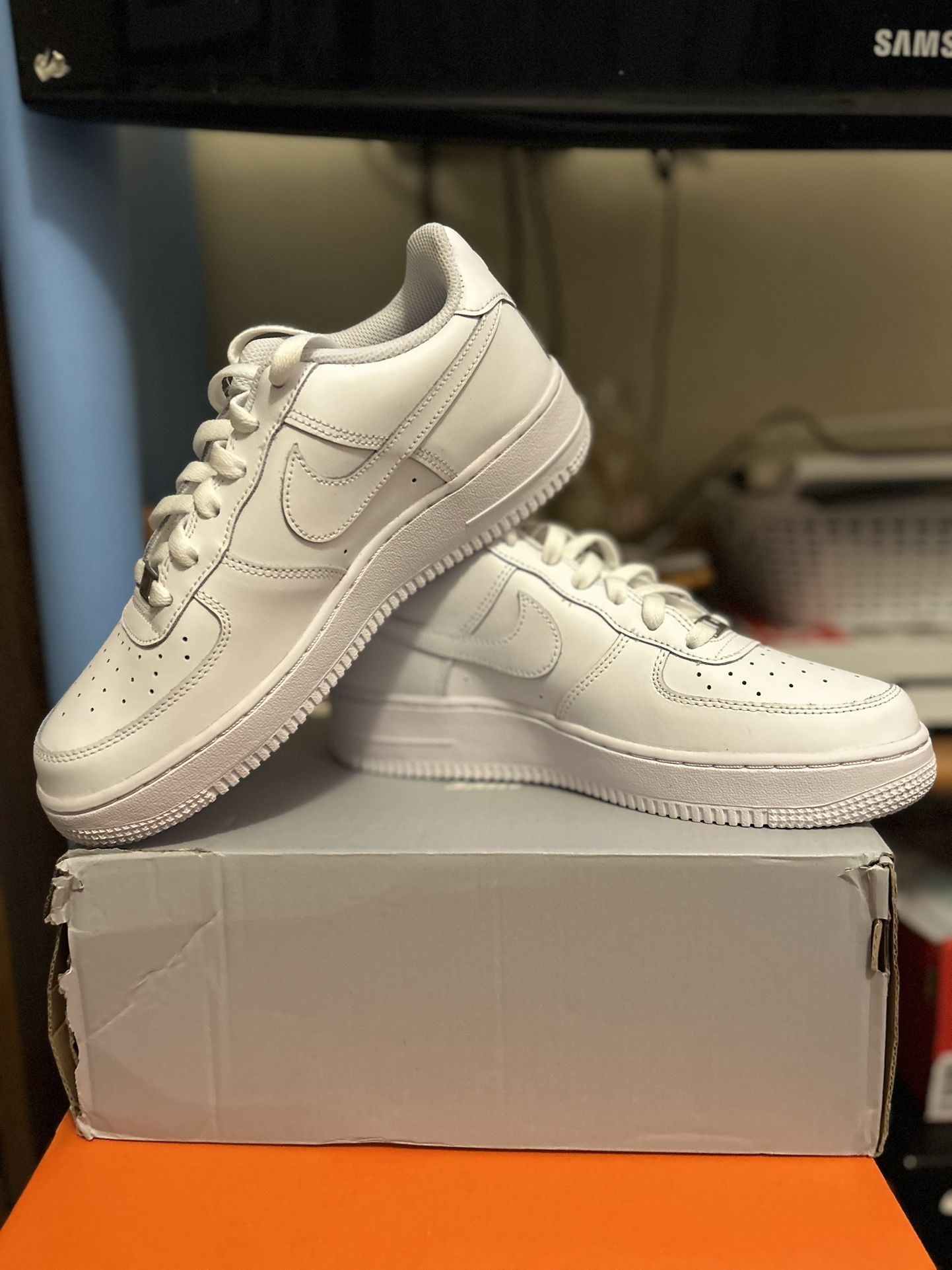 Nike Air Force 1