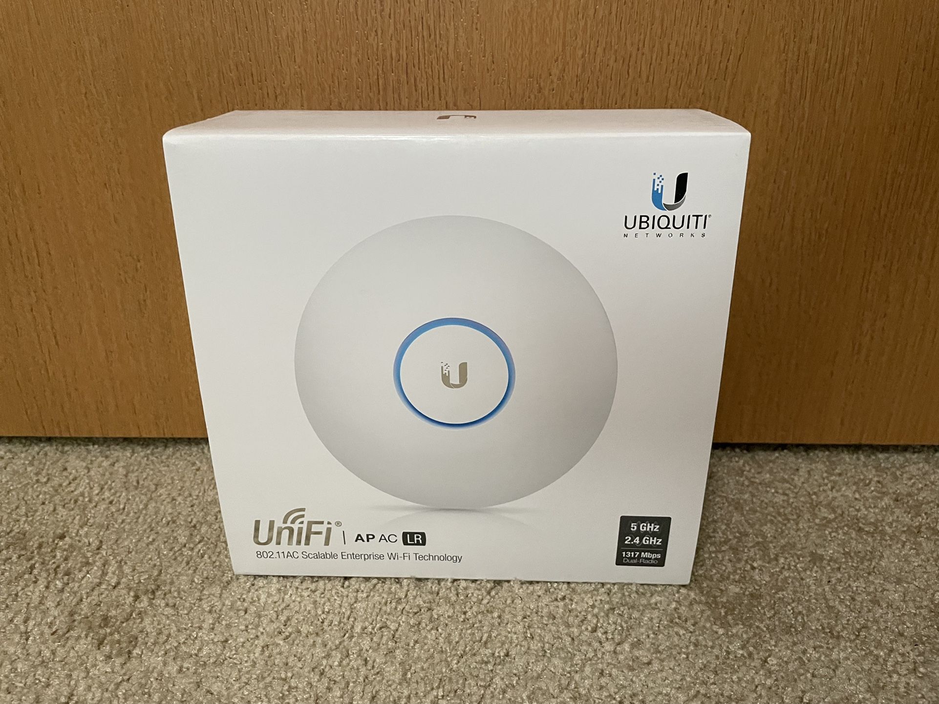 Brand New Ubiquiti Unifi AP AC LR Cloud Wifi Hotspot