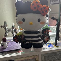 Hello Kitty Greeter