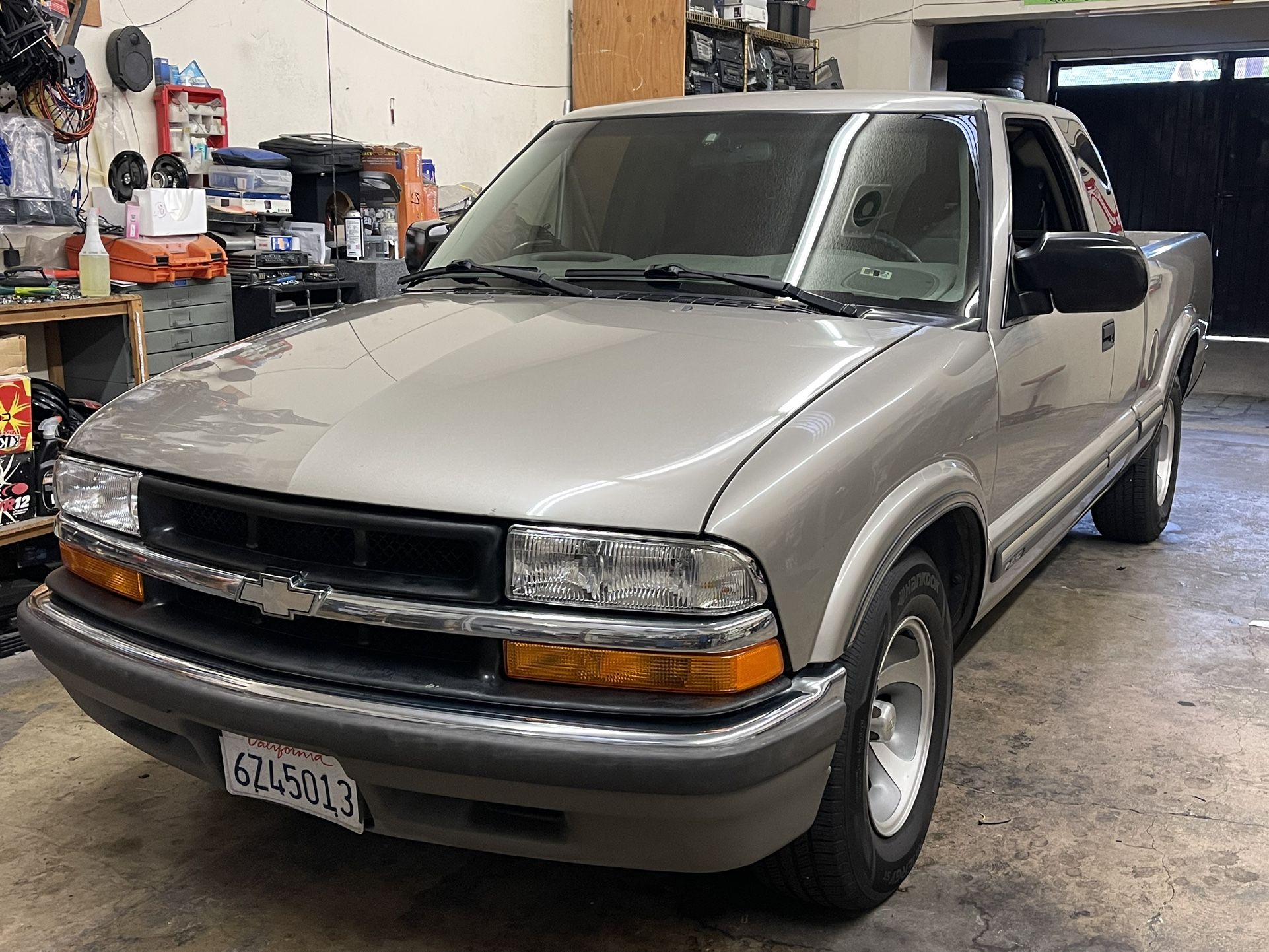 Chevy. S10.   2000  Original   Al 💯 