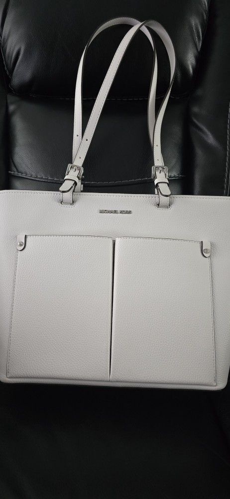 Michael Kors Women's Bag Like New Condition