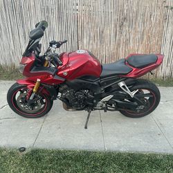 05 Fz1 Yamaha Commuter Bike High Miles But Priced To Sell