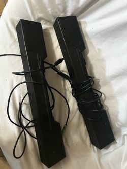 Set of speakers