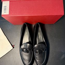 Ferragamo Womens Black Trifoglio Loafers Nero Lamb NIB Dust Bag Receipt Sz 11CEE