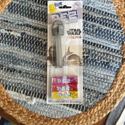 Star Wars Mandalorian Pez candy and dispenser 