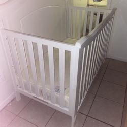 baby crib