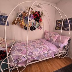 Twin bed