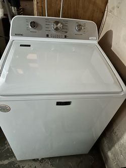 Maytag Top Load Washer – Excellent Condition!