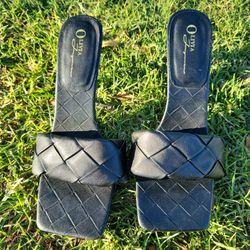 Women's Black Heels 10