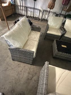 New 4 PCs Outdoor Wicker Patio Furniture Set Chair Loveseat Table Conversation Set