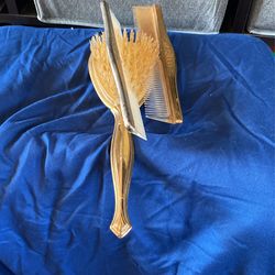 Vintage Vanity Combs & Brush