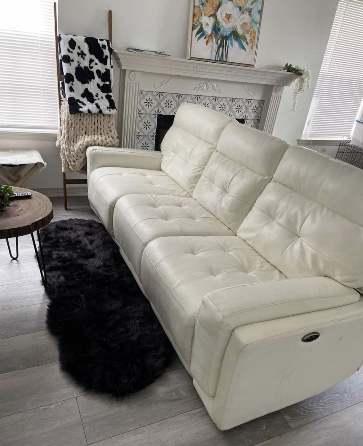 White Reclining Havertys Couch For Sale