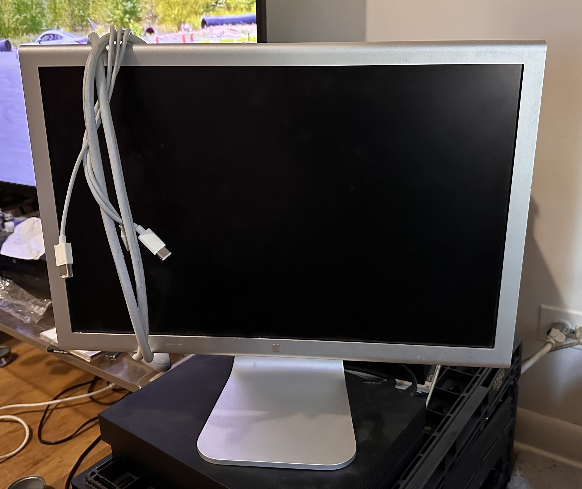 Apple LCD Cinema Display A1081 