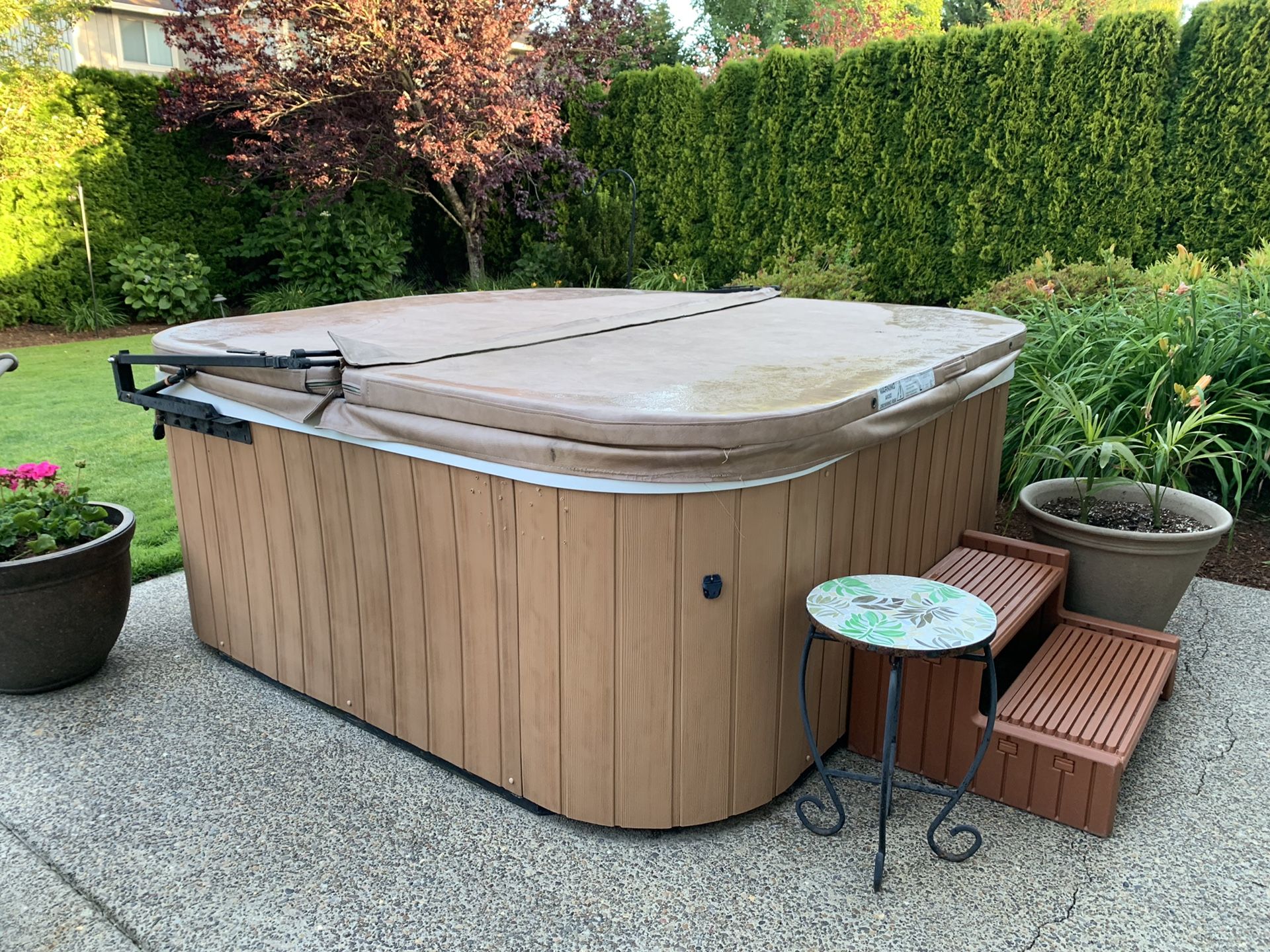 2012 Marquis Spas Hot Tub - Model 641R for Sale in Clackamas, OR - OfferUp