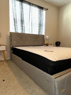 TV /Bed/Sofa