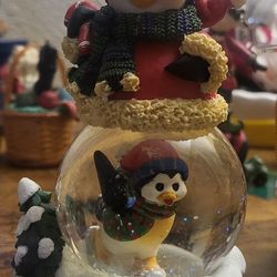 Vintage Christmas snowglobe