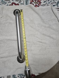 Metal 18" shower/ tub safety grab bar