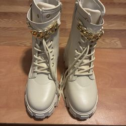 Olivia Miller boots. Size. 8 New 