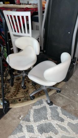 A lot off stuff for saleLeather Rolling Salon Stool Chairs (Set of 2)