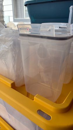 5 pz de contendedores de plastico