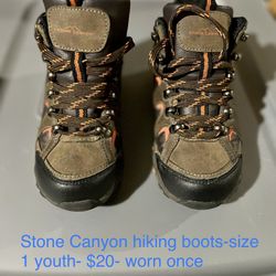 Youth Hiking Boots