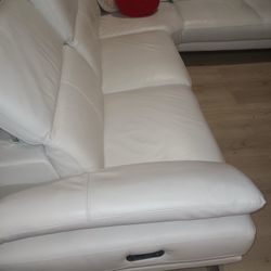 SECTIONAL GENUINE LEATHER RECLINER ELECTRIC WHITE COLOR.. DELIVERY SERVICE AVAILABLE 🚚💥💥✅